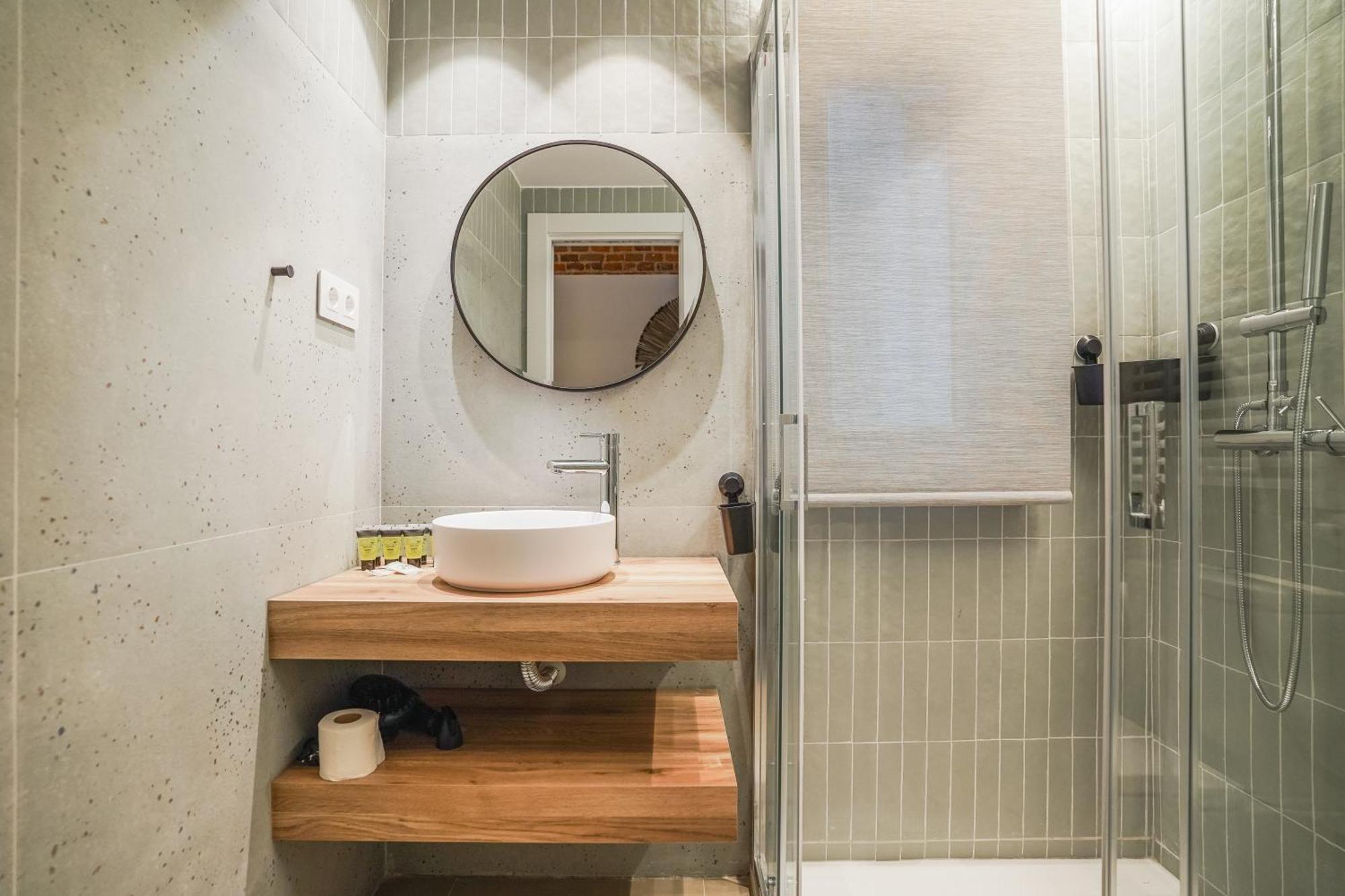 Modern Apartment-2Bedrooms 1Bath-Cuatro Caminos Madrid Exterior photo