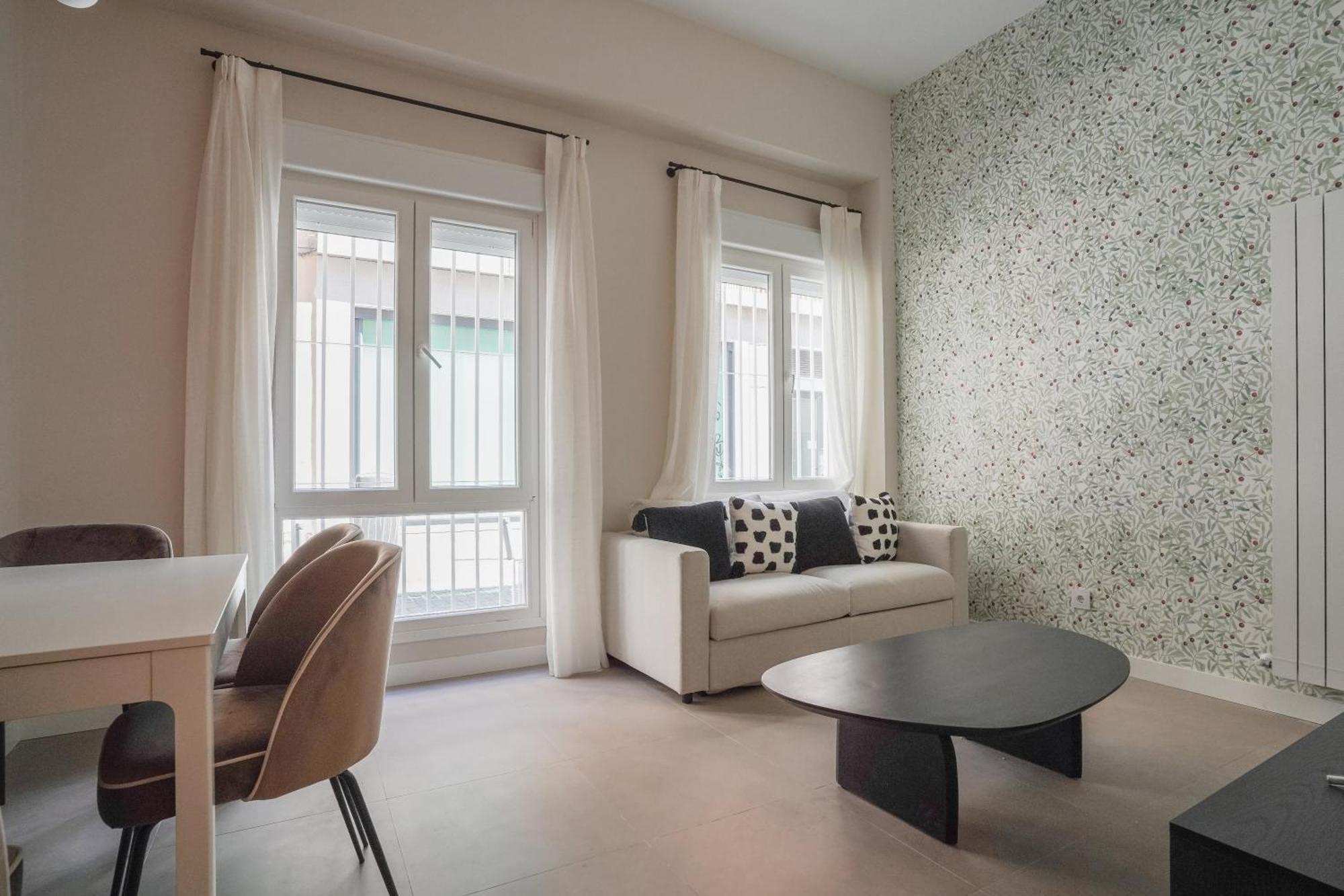 Modern Apartment-2Bedrooms 1Bath-Cuatro Caminos Madrid Exterior photo